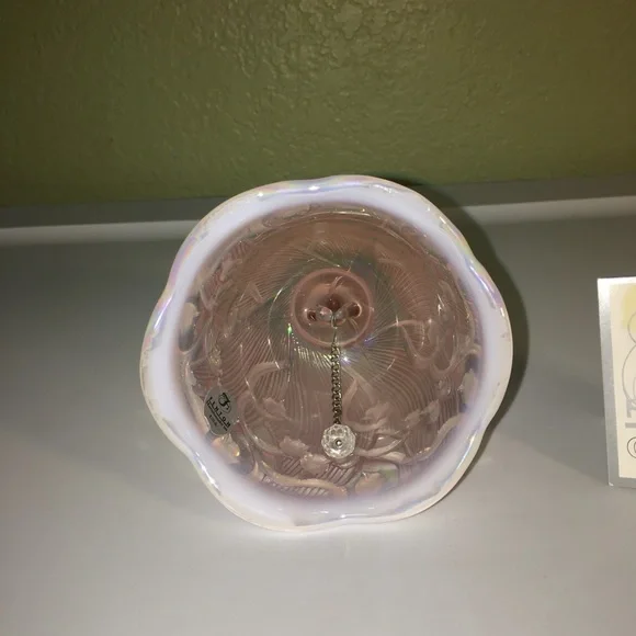 SOLD Beautiful Retro Fenton Pink Opalescent Glass Dinner Bell - Picture 7 of 12